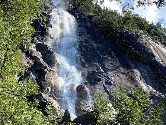 Shannon Falls Provincial Park